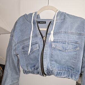 Cropped Denium Jacket